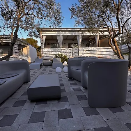 Kamp alanı Marty House Drage