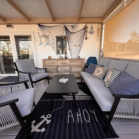 Marty House Кемпинг *